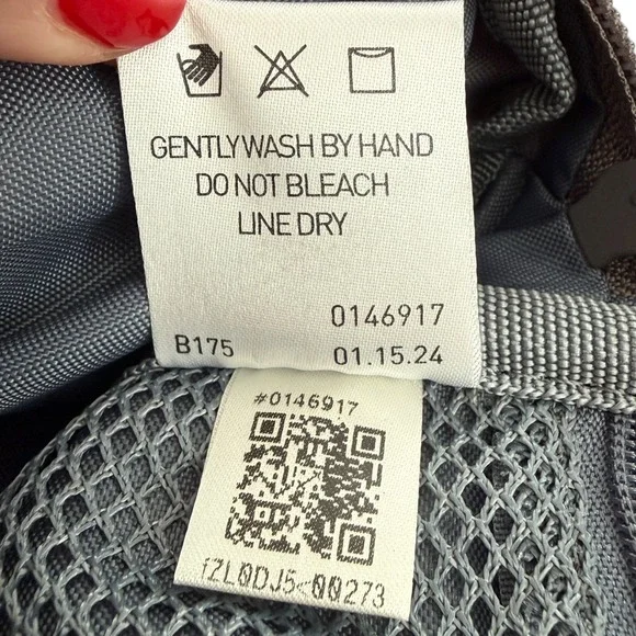 Adidas Originals Utility Waist Bag Gray Multi Pocket Crossbody Fanny Pac - Picture 5 of 10